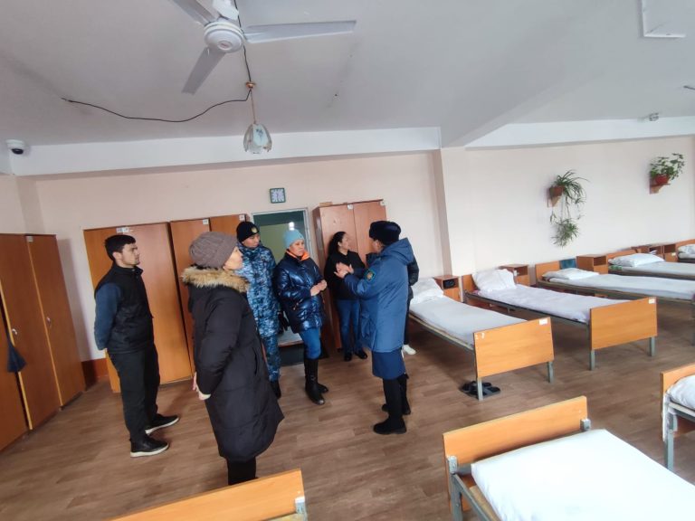 День открытых дверей с участием звезд эстрады провели в колонии