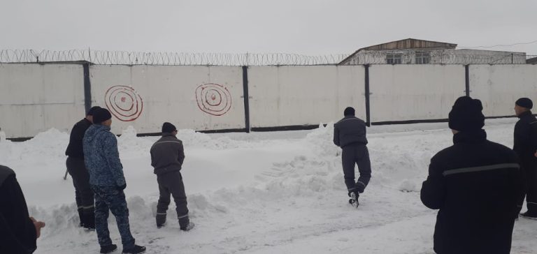 Жаңа жыл мен Рождество мерекесі қарсаңында №2 мекемесінде спорттық іс-шаралар өтті