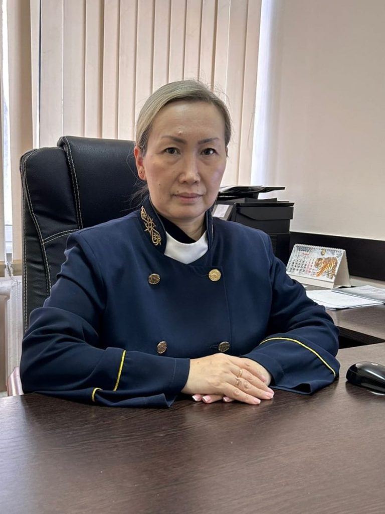 КАРЬЕРА ИЛИ ПРИЗВАНИЕ?