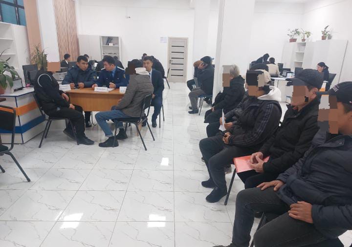 Келесте бір күнде 14 сатталған азамат тұрақты жұмысқа жолдама алды