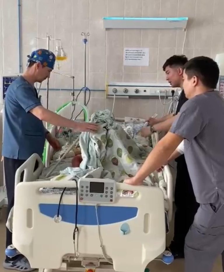 Дәрігерлер денесінің 85%-ын термиялық күйік шалған баланы аман алып қалды