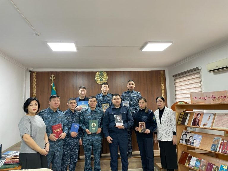 Хантәңірінің мұзбалағы атанған Мұқағали Мақатаевқа 93 жыл