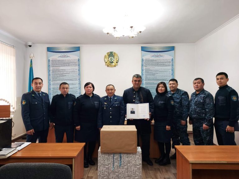 ҚАЖ қызметкері зейнетке шығарылды