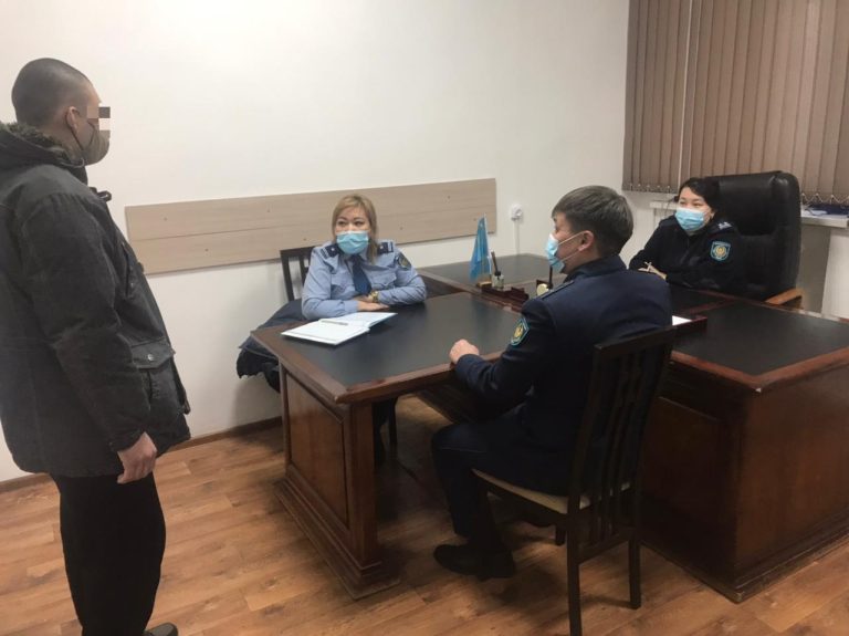 Елорда ҚАЖ департаменті аппаратының қызметкерлері мекемедегі сотталғандардың жеке мәселелері бойынша қабылдау өткізді