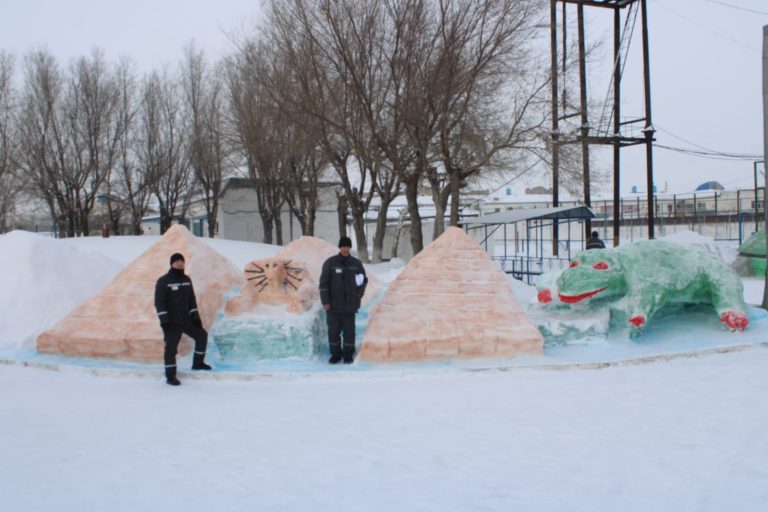 Конкурс снежных фигур провели в СИЗО Астаны
