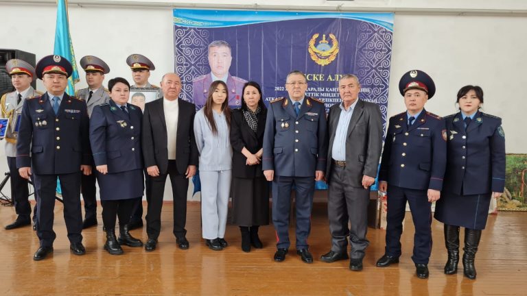 Алматылық ҚАЖ қызметкерлері қаза болған әріптесінің құрметіне волейболдан турнир өткізді