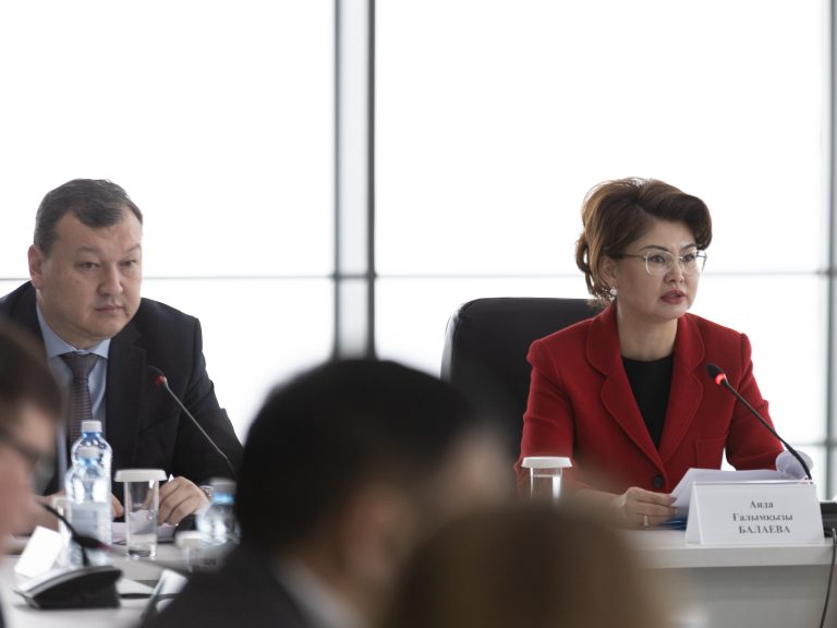 Аида Балаева предложила ряд конкретных мер по решению проблемы этики журналиста