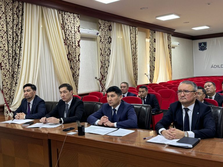 Антикор алаңында «Жайлы мектеп» ұлттық жобасының іске асырылуы талқыланды