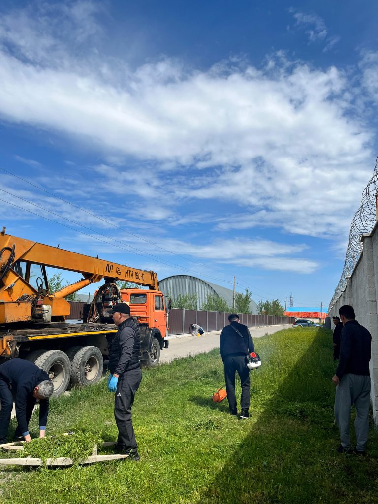 Алматинские сотрудники УИС приняли участие в акции «Чистый Казахстан»