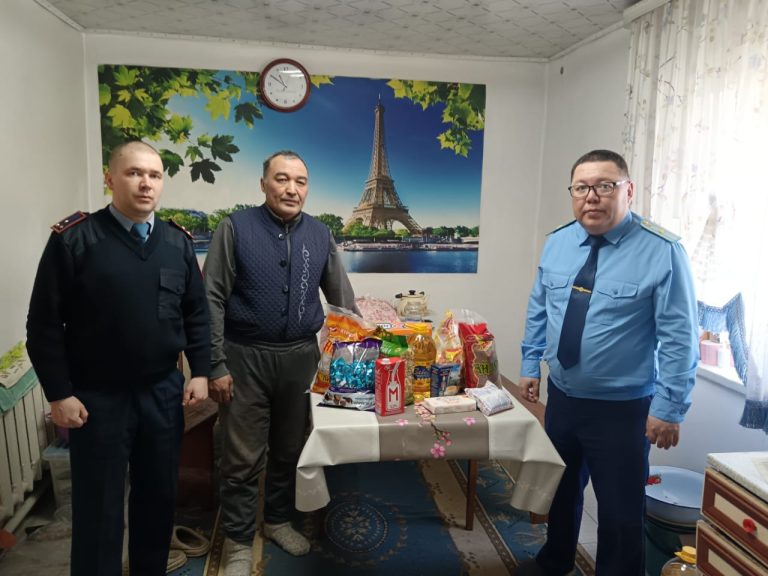 Мақаншы ауданында прокуратура қызметкерлері мен пробация қызметкерлері есепте тұрған сотталғандарға көмек көрсетті