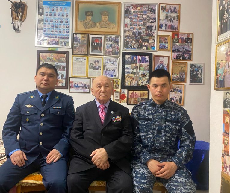 Астана қаласы бойынша Қылмыстық-атқару жүйесі Департаменті ардагерлер кеңесінің төрағасы ішкі қызмет полковнигі  Жаңаөмір Жамалиевке барды