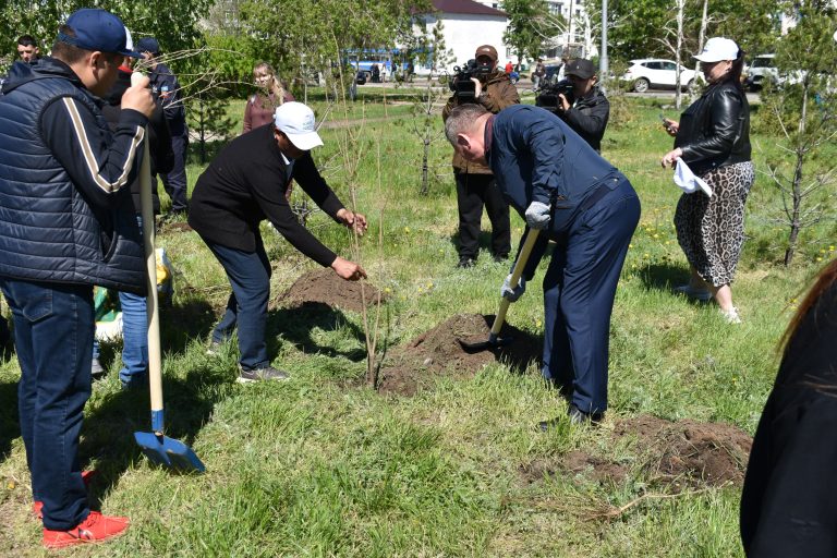 Акция «Таза Қазақстан» продолжается в городе Атбасар Акмолинской области