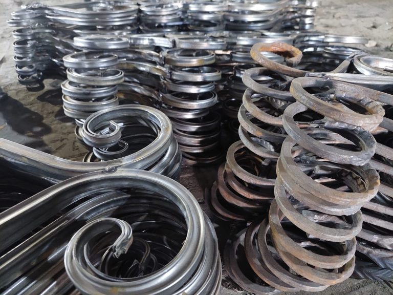 Национальную посуду, металлические беседки изготавливают в колонии ВКО