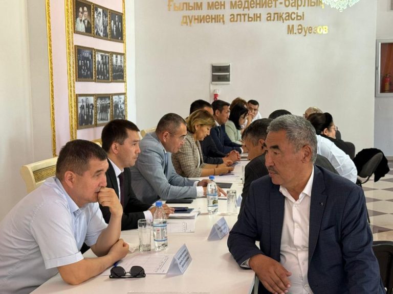 Қызылордада «Сыбайлас жемқорлыққа қарсы мобильді топ» облыс тұрғындарына кезекті құқықтық көмек көрсетті