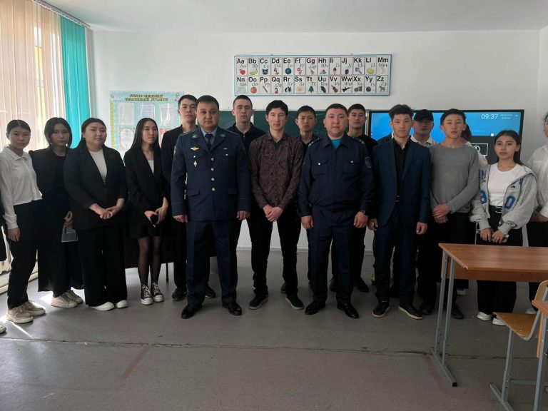 Сотрудники акмолинского ДУИС посетили соседнюю область, в рамках профориентационной работы
