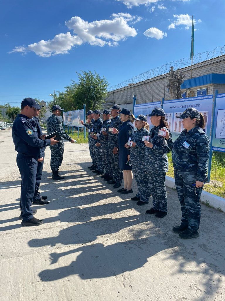 Барлық қызмет бақылаушыдан басталады