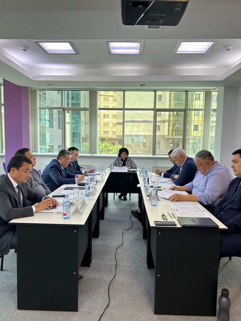 24 сәуірде Әдеп жөніндегі кеңестің кезекті отырысы өтті