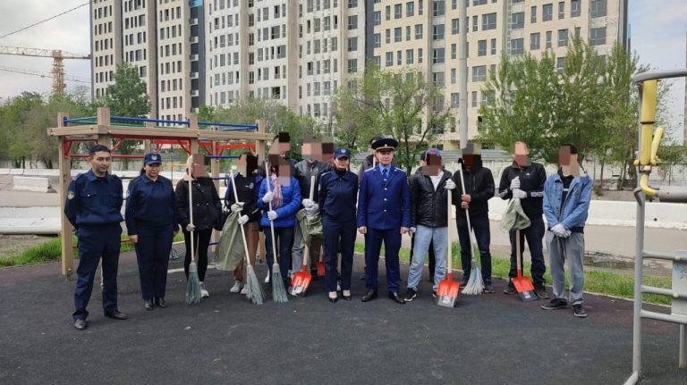 Проведен субботник у реки Большая Алматинка