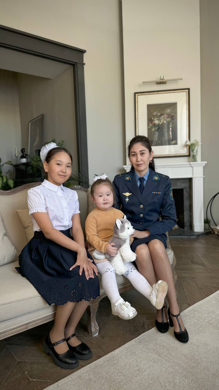 Совмещая службу и семью