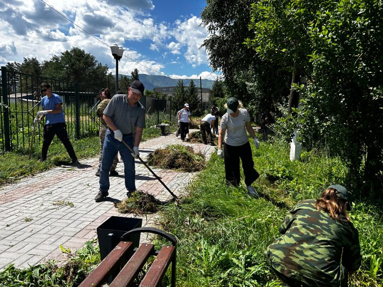 ЖОҢҒАР АЛАТАУЫ ҰЛТТЫҚ ТАБИҒИ ПАРКІНДЕ ТАЗАЛЫҚ АКЦИЯСЫ ӨТТІ