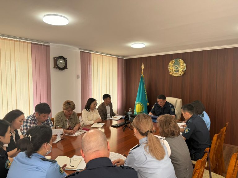 Пробация қызметінің негізгі міндеттерінің бірі пробация қызметінің есебінде тұрған адамдарды жұмысқа орналастыруға жәрдемдесу