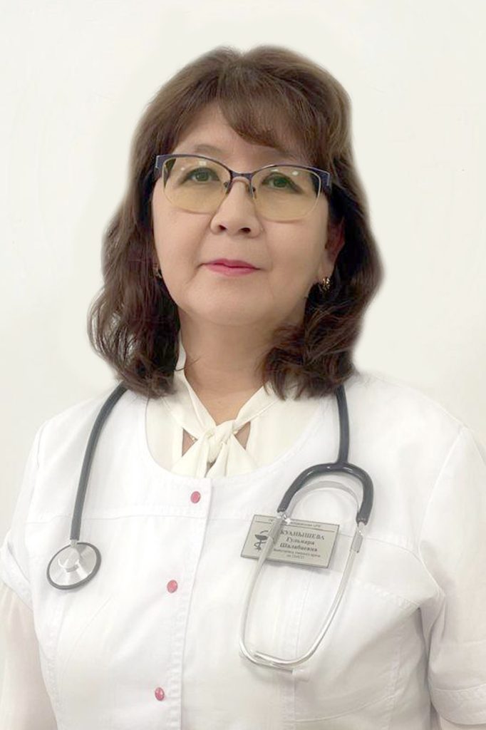 Порно сүйемелдеушілермен ханшайым Танымал кейіпкерлермен порно мультфильм