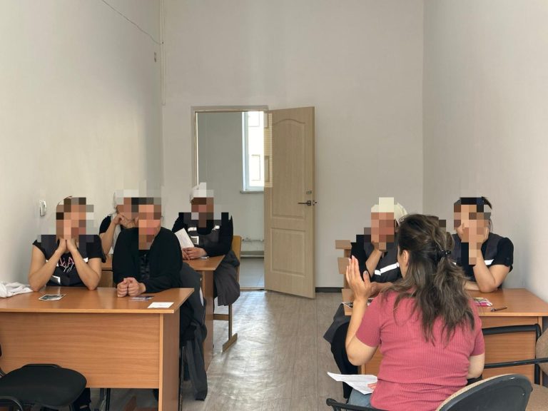 Ата-ана мен бала қарым-қатынасы