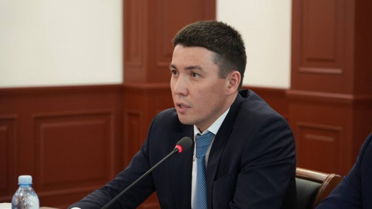 Рабочая группа Министерства туризма и спорта Казахстана рассматривает запрет на азартные игры для госслужащих и правоохранителей