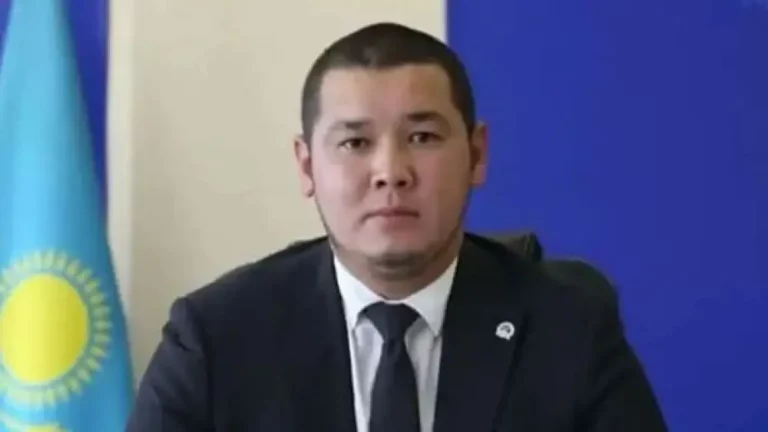 Жан Құраметов Есік қаласының әкімі болып сайланды