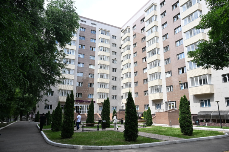 ҚазҰМУ студенттері үшін тағы 2 жайлы жатақхана салынуда