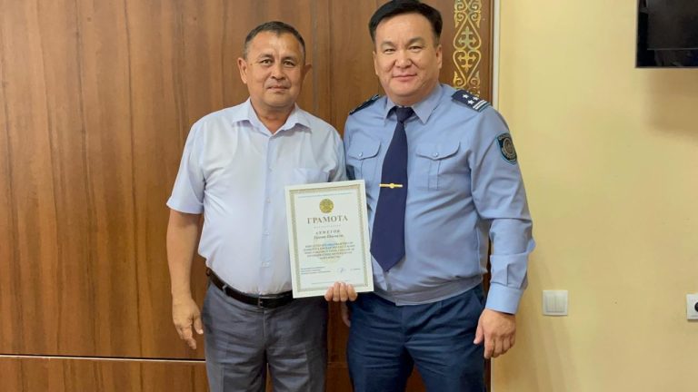 Жас қызметкерлерді кәсіптік бейімдеуде тәлімгерлердің рөлі зор