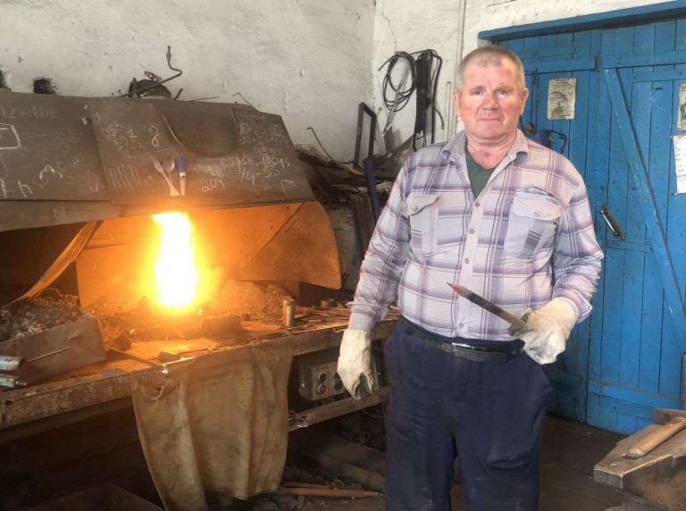 ҰСТАМЫ БӨЛЕК ҰСТА