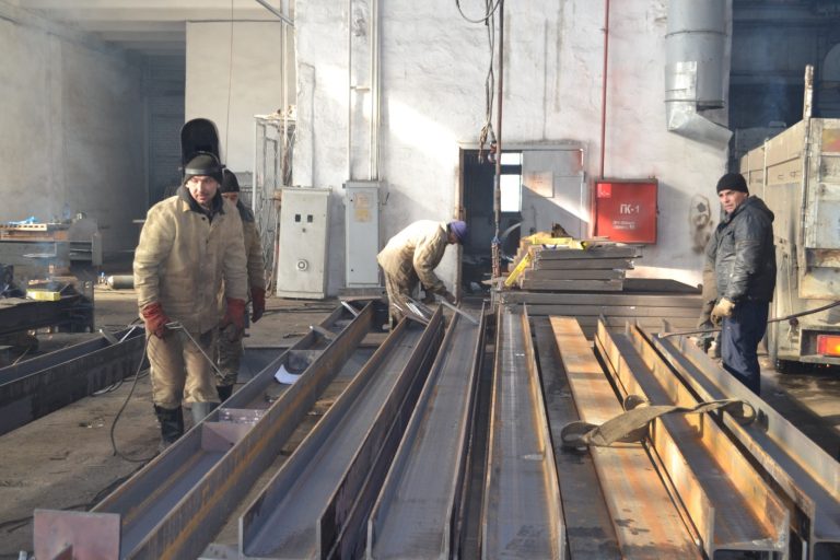 КӘСІБІ ҚАРЫШТАҒАН КӘСІПОРЫН