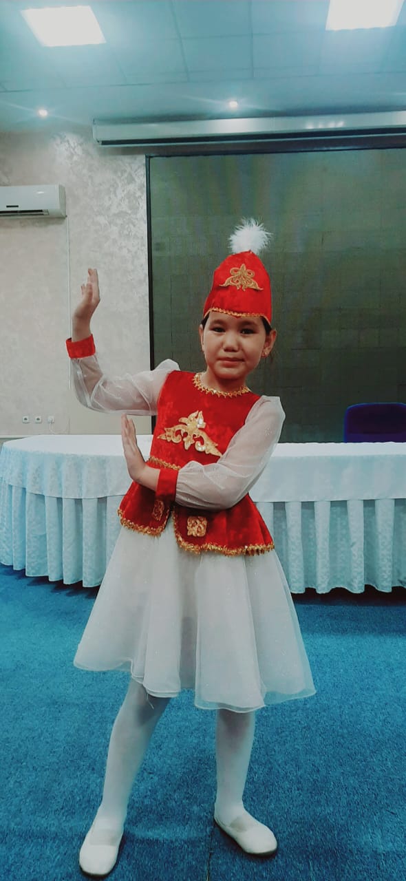 ТАЛАНТЛИВА ВО ВСЕМ