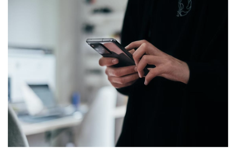 Почему стоит делать ставки через приложение букмекера