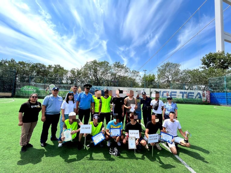 Абай облысында Семей қаласының пробация қызметінде жазасын өтеп жатқан сотталғандар арасында шағын футболдан турнир өтті
