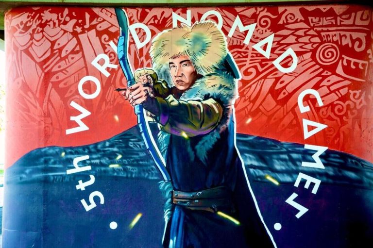 Еще один мурал к Всемирным играм кочевников появился в Астане