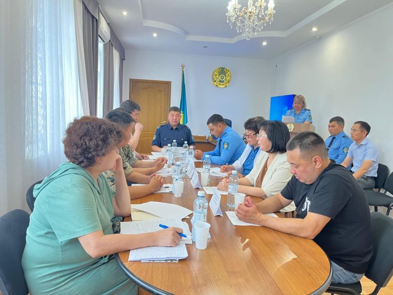 Представители силовых структур и здравоохранения Акмолинской области встретились за круглым столом