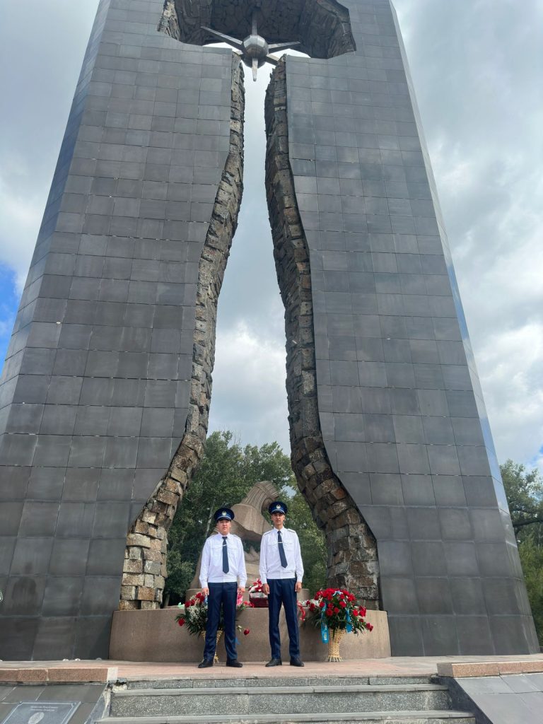 Абай облысында №19 қауіпсіздігі аралас мекеме қызметкерлері Халықаралық ядролық сынақтарға қарсы іс-қимыл күніне арналған «Бейбітшілік акциясына» қатысты