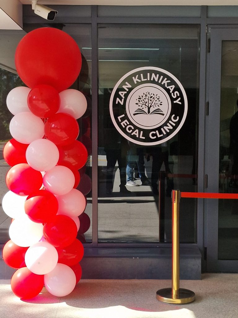 Нархоз университетінің Құқық және мемлекеттік басқару мектебінде Заң клиникасы кеңсесі ашылды