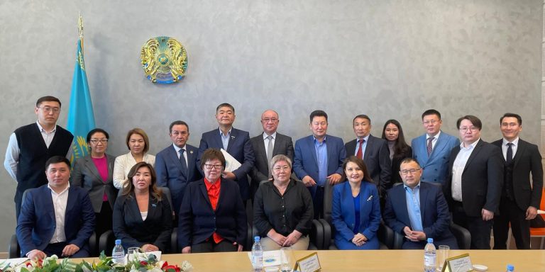 «Әділетті Қазақстан: заң мен тәртіп, экономикалық өсім, қоғамдық оптимизм» атты Жолдауын сарапшылық талқылау бойынша Мемлекет тарихы институтың базасында отырыс өтті