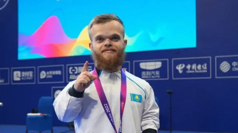 Президент Паралимпиада ойындарының екі дүркін чемпионы Дегтяревті құттықтады