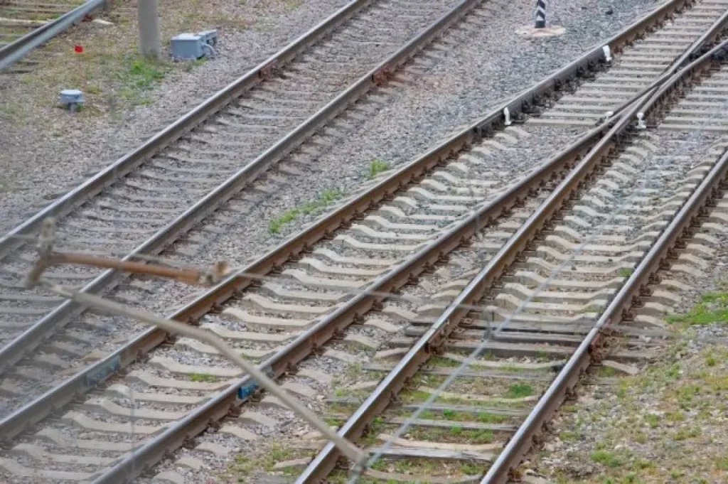 Телефондағы ақша үшін оны бердім