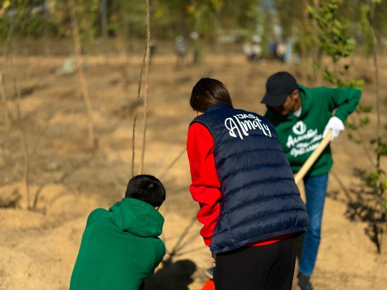 В Алматы в рамках акции «Таза Казахстан» запущено молодежное движение «ЭкоРейнджеры»