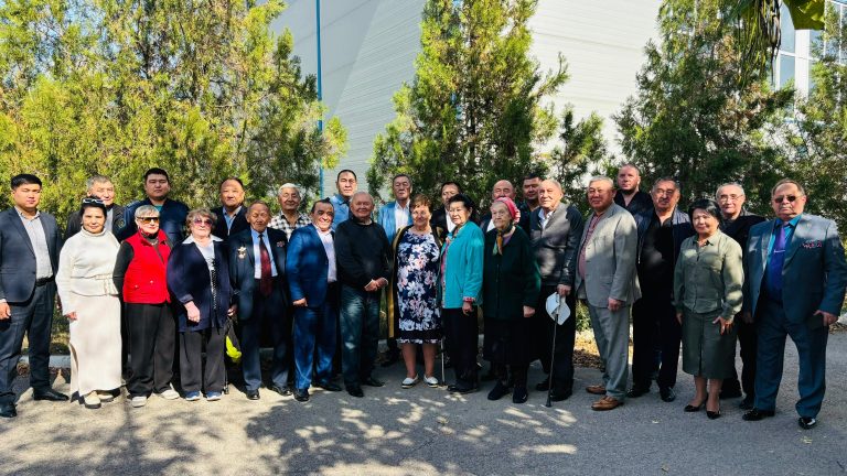 АЛМАТЫДА 50 АРДАГЕРГЕ СЫЙ-СИЯПАТ ЖАСАЛДЫ