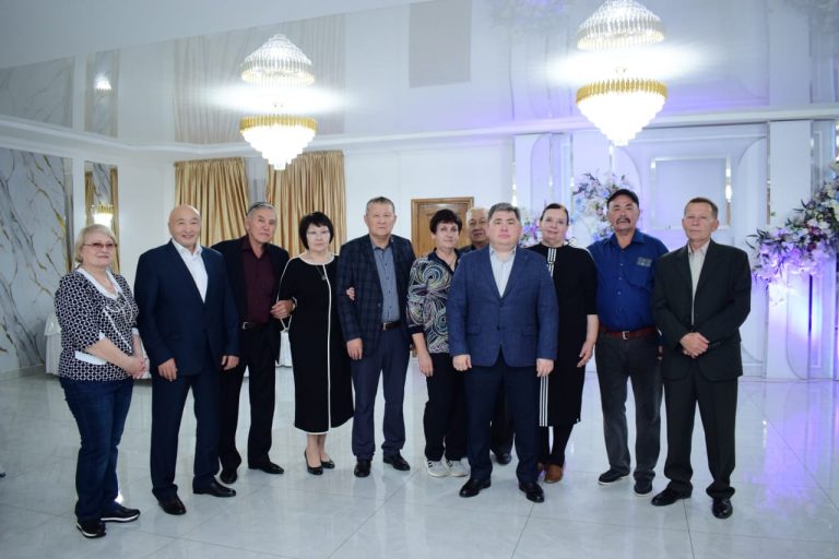 Руководитель Акмолинского ДУИС поздравил ветеранов системы