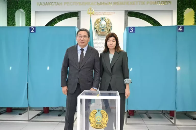 Алматы әкімі Ерболат Досаев АЭС құрылысы бойынша референдумға қатысты