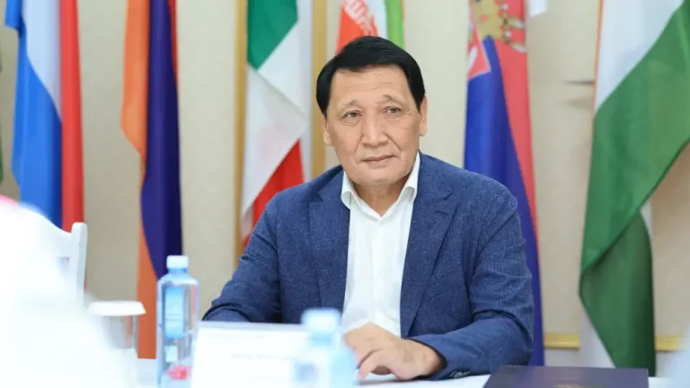 Әуезов атындағы Оңтүстік Қазақстан университетінің ректоры қамауға алынды