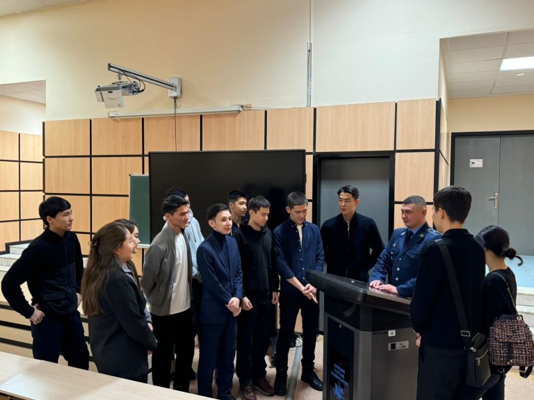 Лекция молодым студентам Еуразийского национального университета