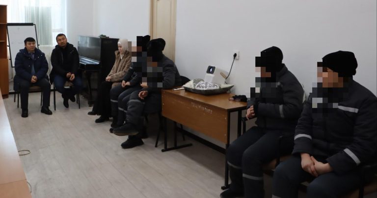 Түзеу мекемесінде “Оян, қазақ” кинотерапиясы өтті